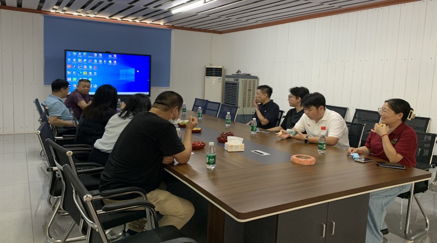 飾紀上品GRG廠家熱烈歡迎清遠企業(yè)家協(xié)會 山東慶云工商聯(lián)領(lǐng)導蒞臨指導